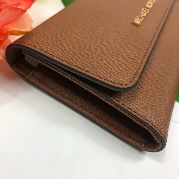 Michael Kors Jet Set travel Wallet Large trifold - Picture 2 of 8